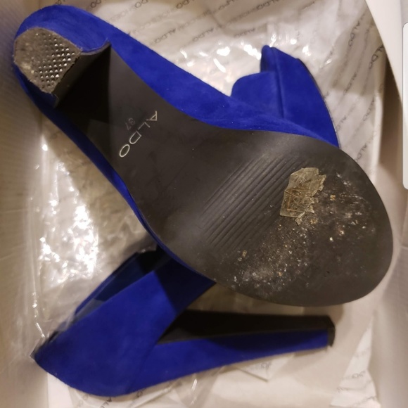 Shoes - Picture 2 of 2